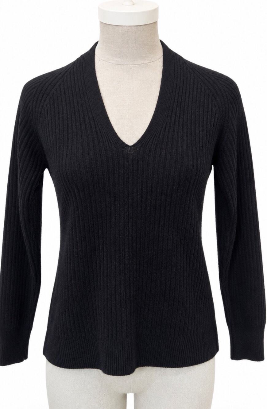 Vince black ribbed knit 2-ply wool cashmere blend V-neck sweater Medium